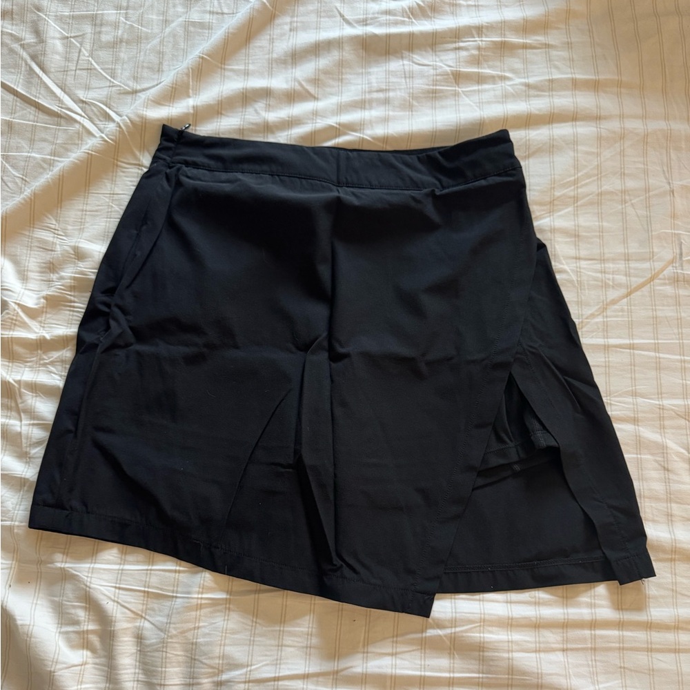 Halara Brand Black Split Skort - Medium - image 1